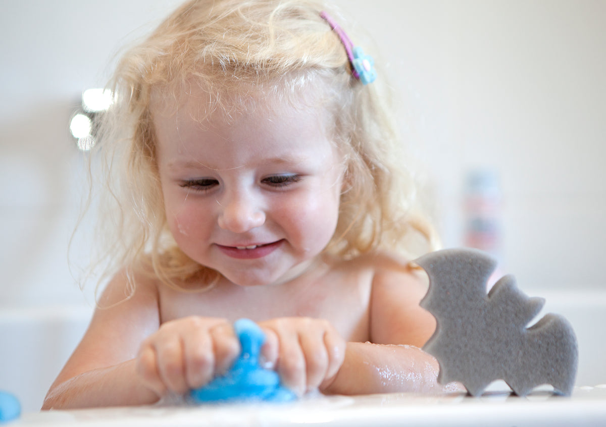 Kids bath time with Bath Buddies bath bombs